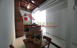 Casa Em Terreno Inteiro No Melhor Do Vale Verde!