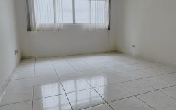 More No Centro -  Apto Com 3 Quartos (1 Suíte)!