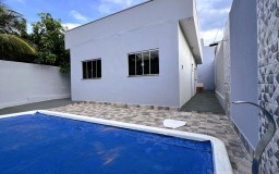 Casa Nova, Moderna, Com Piscina E Possibilidade De Ampliação! 