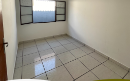 Casa Ao Lado Da Av Ana Jacinta