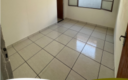 Casa Ao Lado Da Av Ana Jacinta