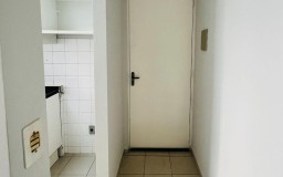 Apto. Condomínio Laura - 1º Andar - Reformado!