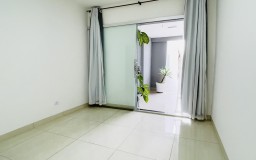 Casa Com 3 Quartos, Comércio Gerando Renda, Abaixo Do Valor De Mercado! Oportunidade!