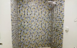 Casa Com 3 Quartos, Comércio Gerando Renda, Abaixo Do Valor De Mercado! Oportunidade!