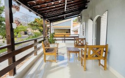 Casa Com 3 Quartos, Comércio Gerando Renda, Abaixo Do Valor De Mercado! Oportunidade!