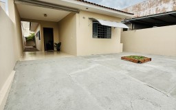 Casa Com 3 Quartos à Venda, 133m² - Parque Cedral!