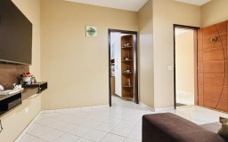 Casa Com 3 Quartos à Venda, 133m² - Parque Cedral!