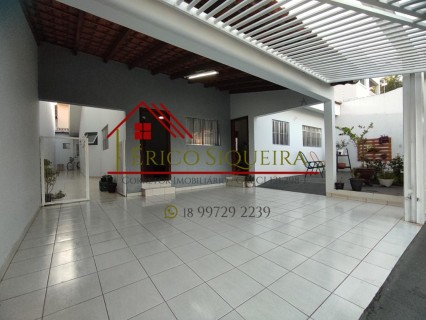 Casa Em Terreno Inteiro No Melhor Do Vale Verde!