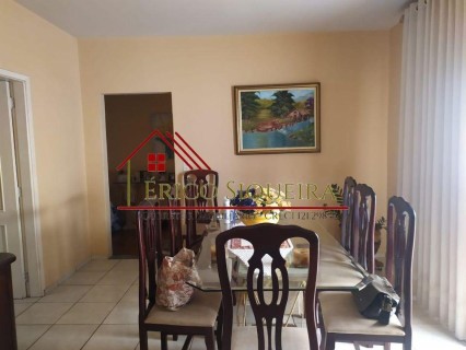 Jd. Paulista + 3 Quartos -  Terreno Inteiro!