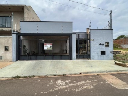 Casa Completa No Jd. Itacaré! 3 Quartos + área Gourmet.
