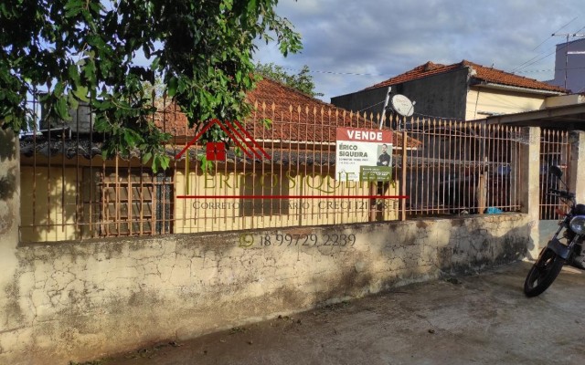 Terreno Com Casa Pra Demolição No Furquim! - Foto 0